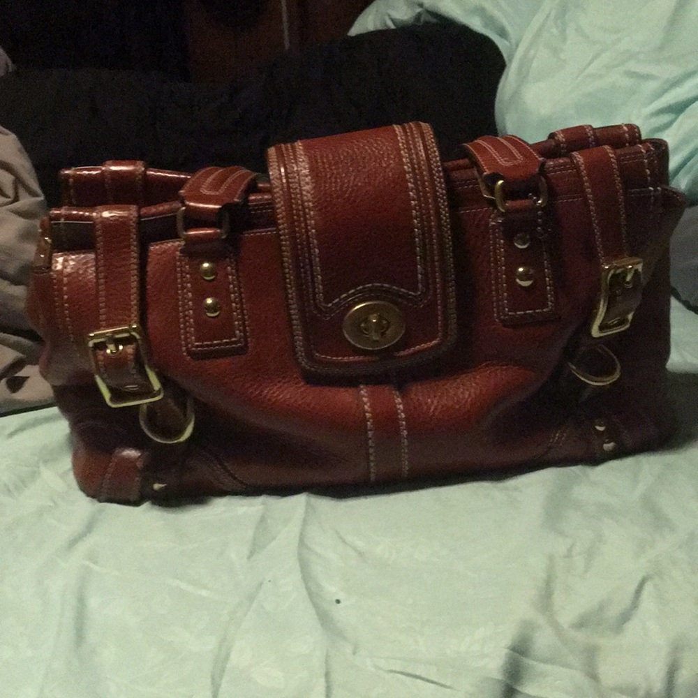 Coach expandable buckle should bag. Tobacco color - Picture 2 of 8